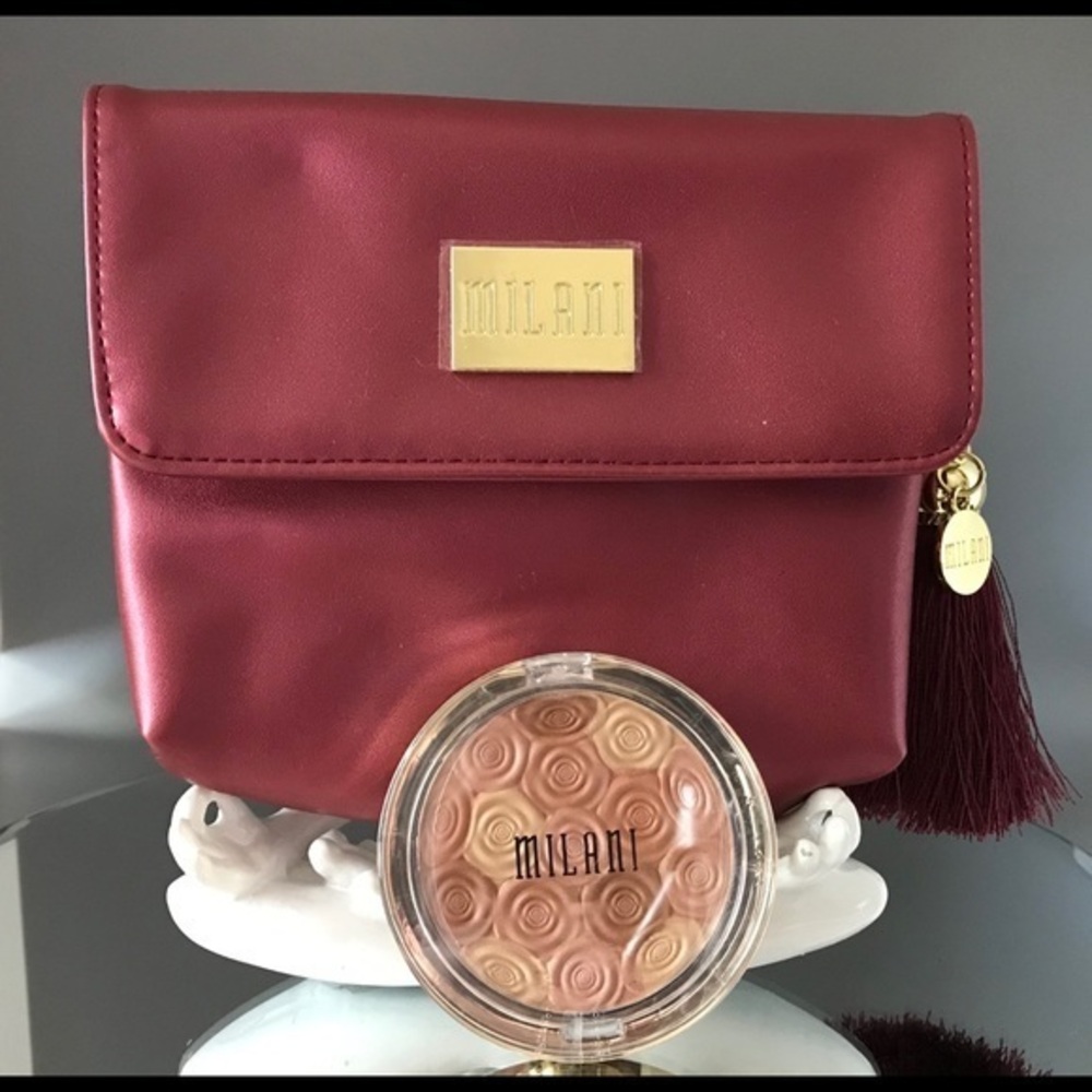 Brand New Milani Face Powder in “Hermosa Rose”